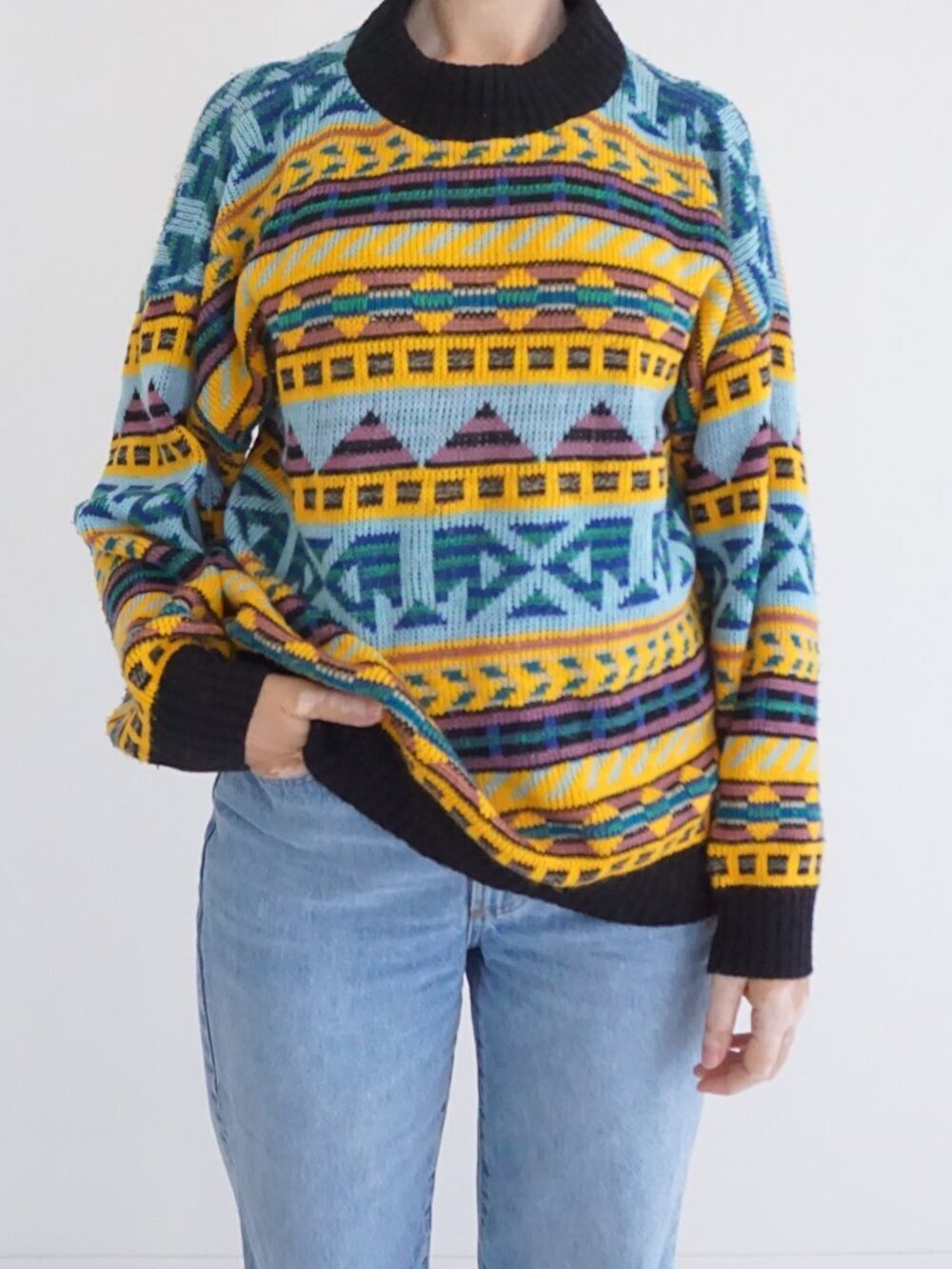 Vintage Multicolor Geometric Fair Isle Pattern Knit Sweater Nordic Ski Lodge L